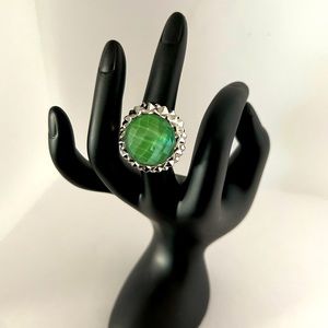 💜New Silver Ring with Large Green stone- Statement piece with sparkly details